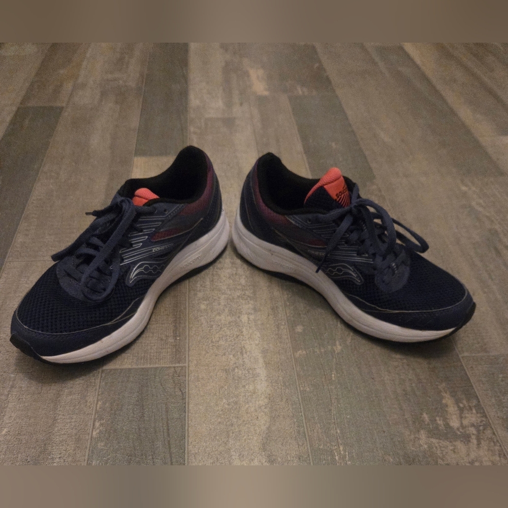 Saucony Cohesion 15 Women's Running Athletic Shoes Purple Pink Size 7 S10701-18
